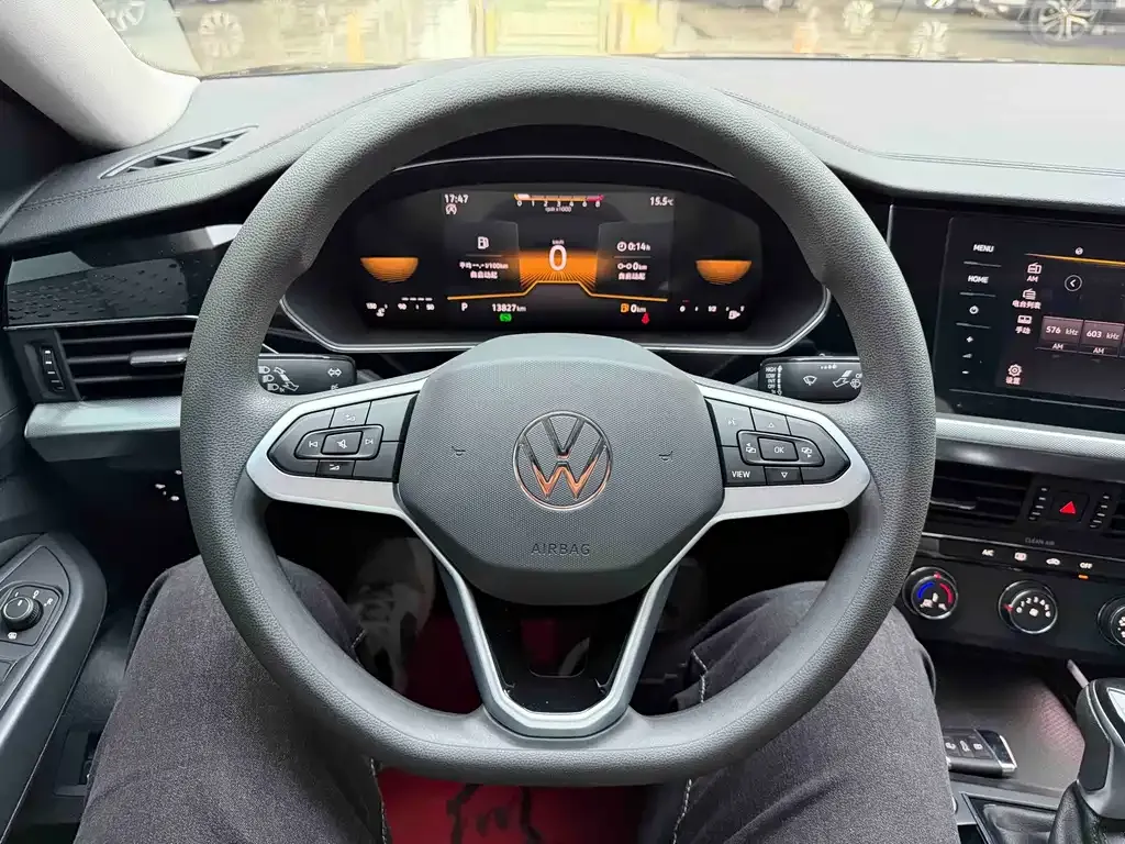 Volkswagen Passat — фото 10