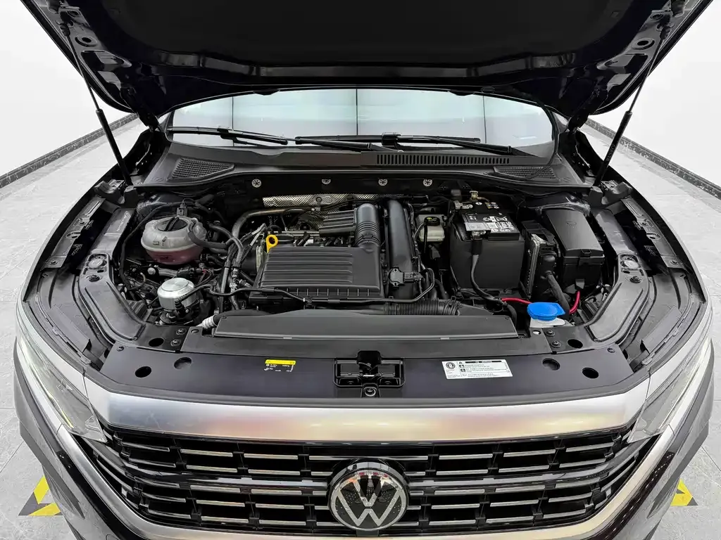 Volkswagen Passat — фото 8