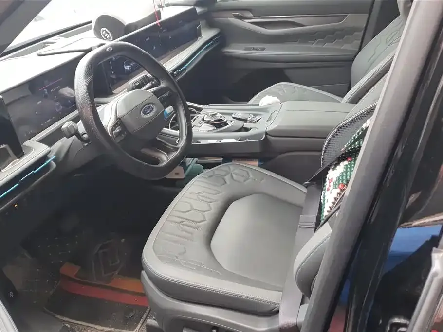Ford Edge 2023 из CN, фото 2