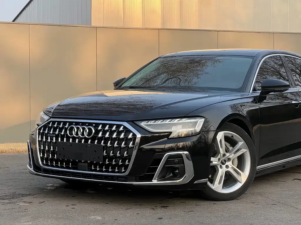 Audi A8 2022 из CN, фото 4