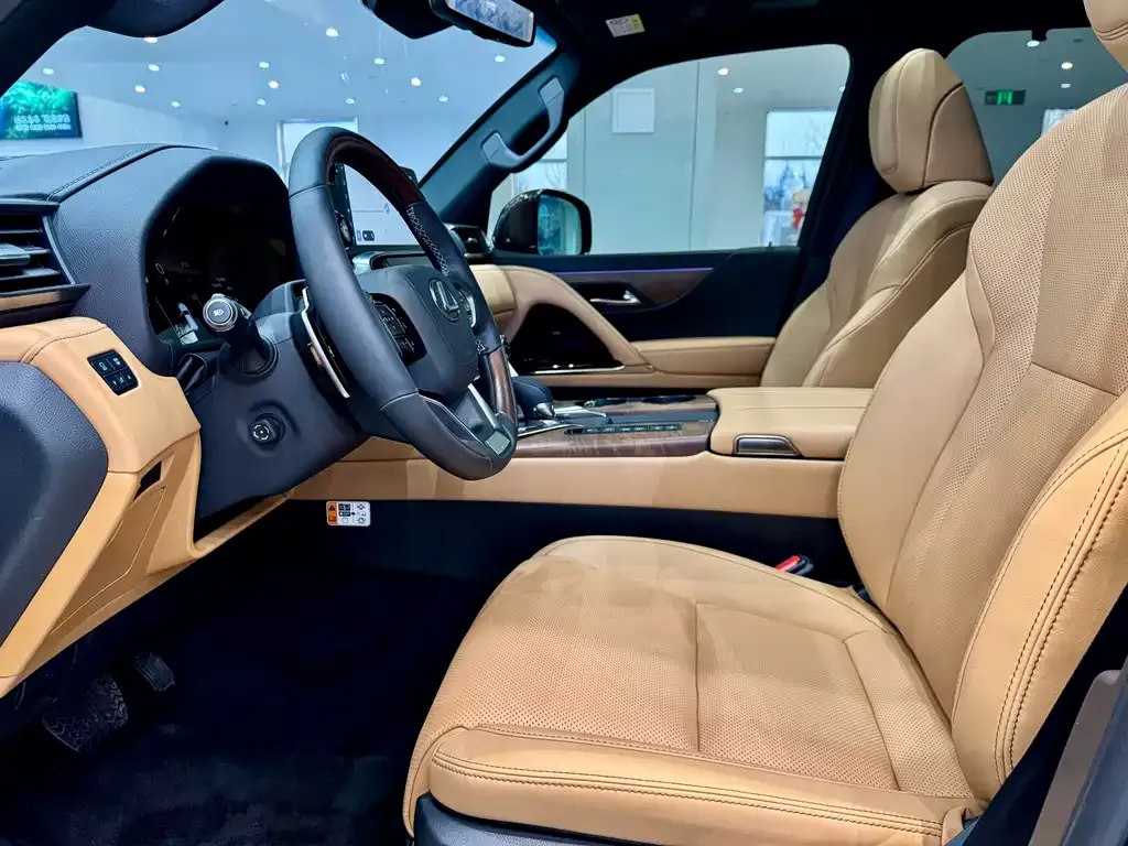 Lexus LX 2025 из CN, фото 8