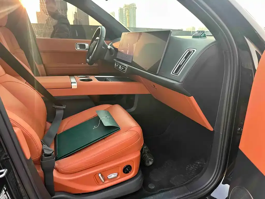 Li Auto Li L6 2025 из CN, фото 6