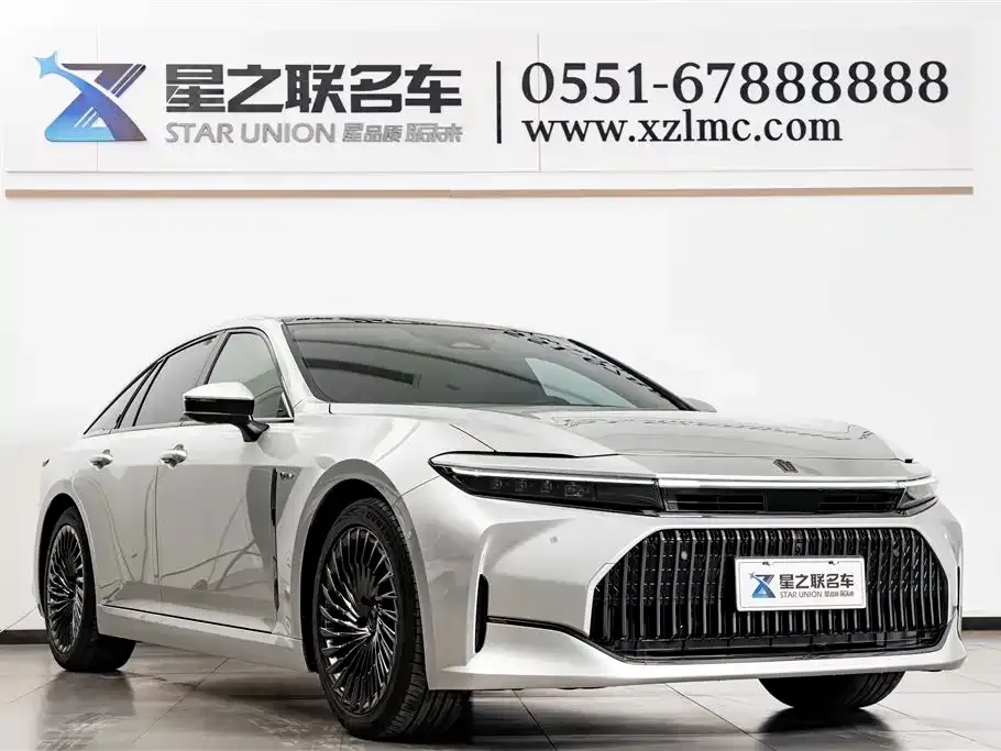 Toyota Crown (Import) 2025 из CN, фото 8