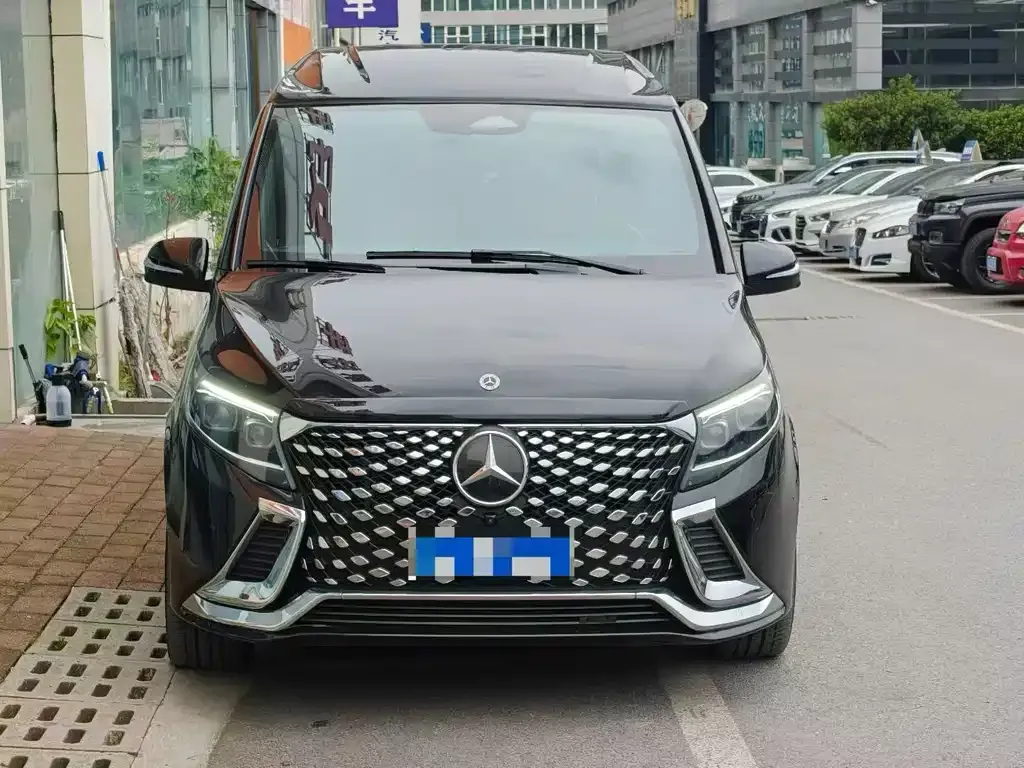 Mercedes-Benz V-Class