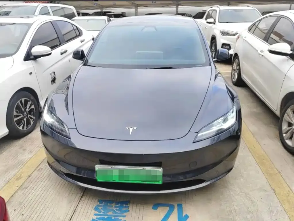 Tesla Model 3 — фото 5
