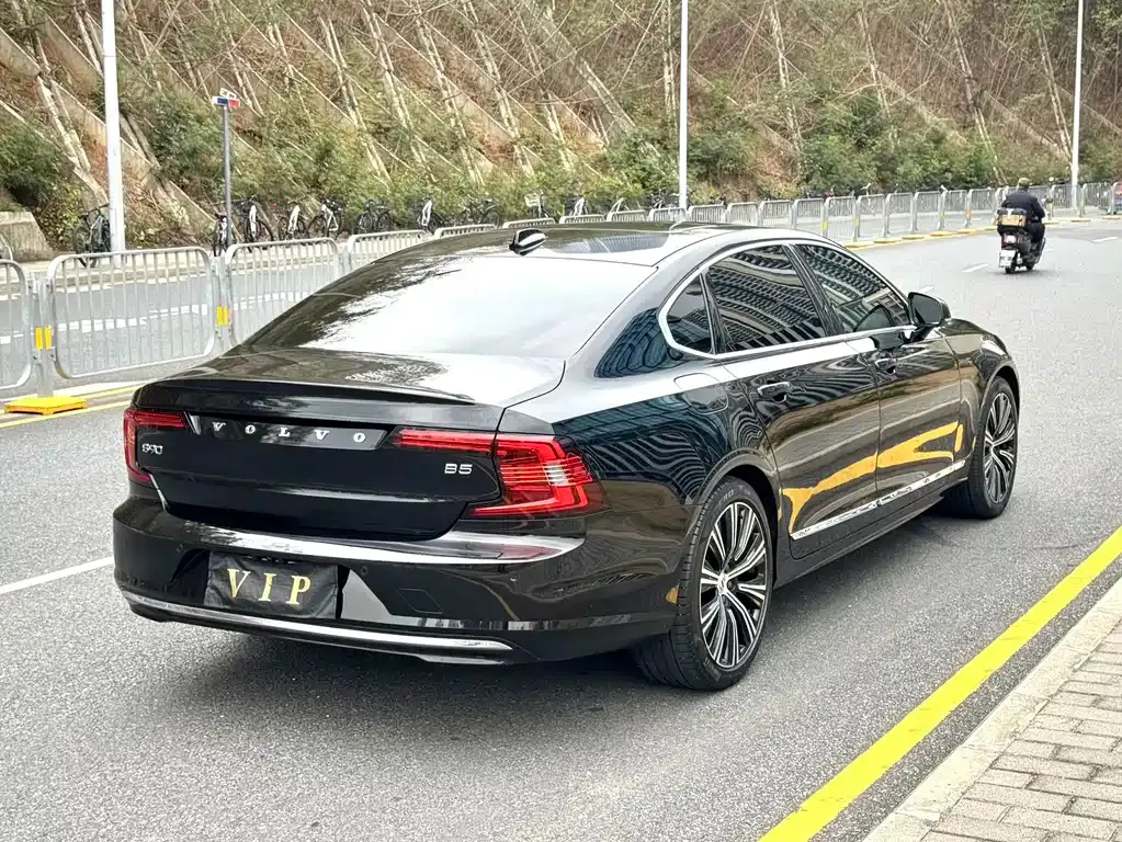 Volvo S90 2023 из CN, фото 7