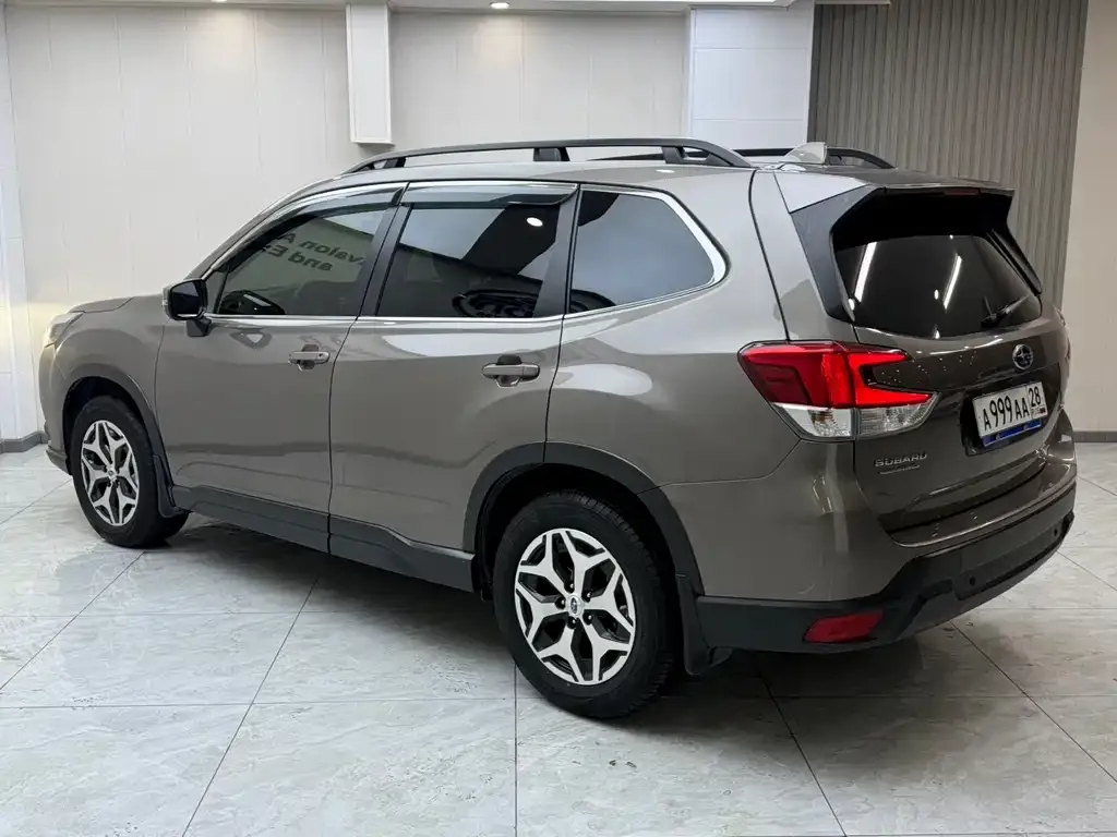 Subaru Forester — фото 8