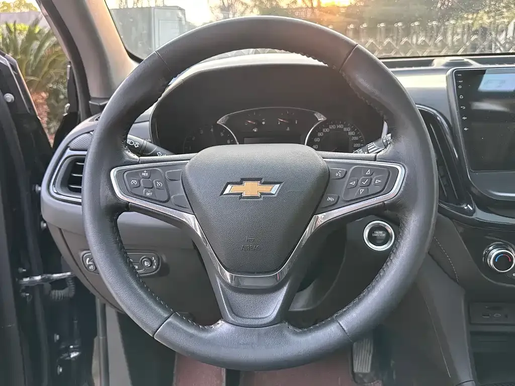 Chevrolet Equinox — фото 2