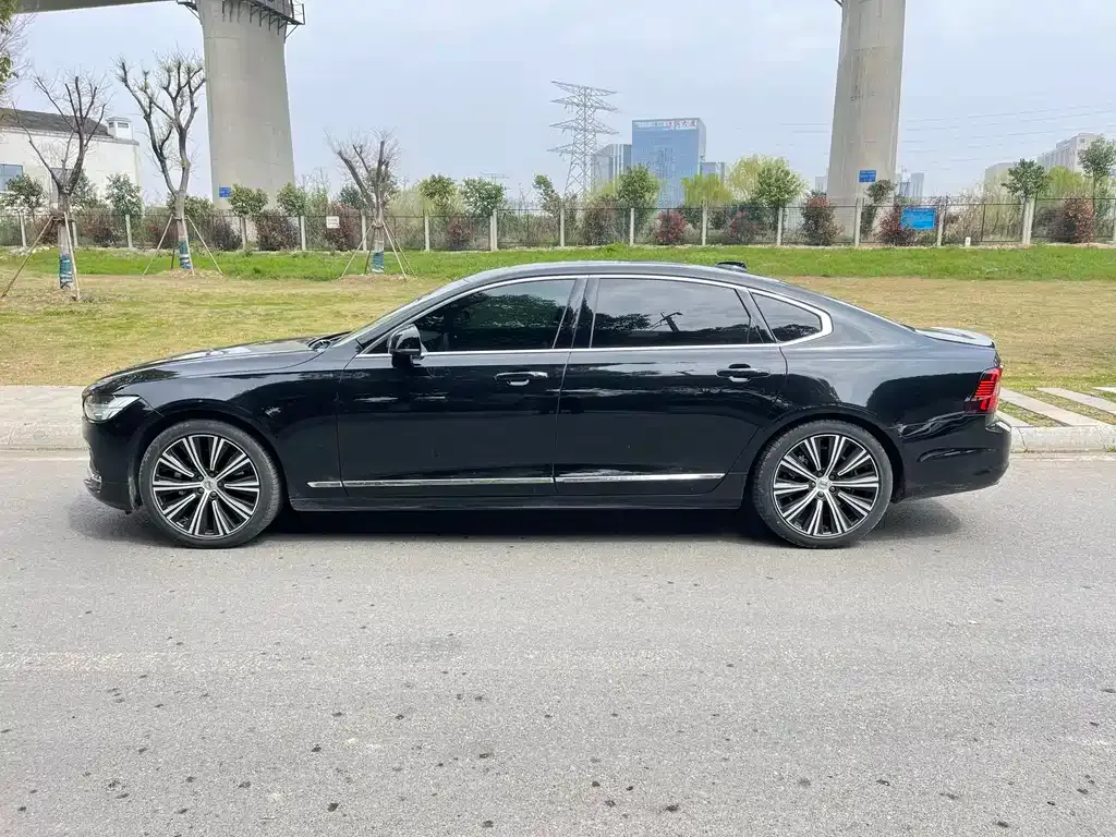 Volvo S90 — фото 6