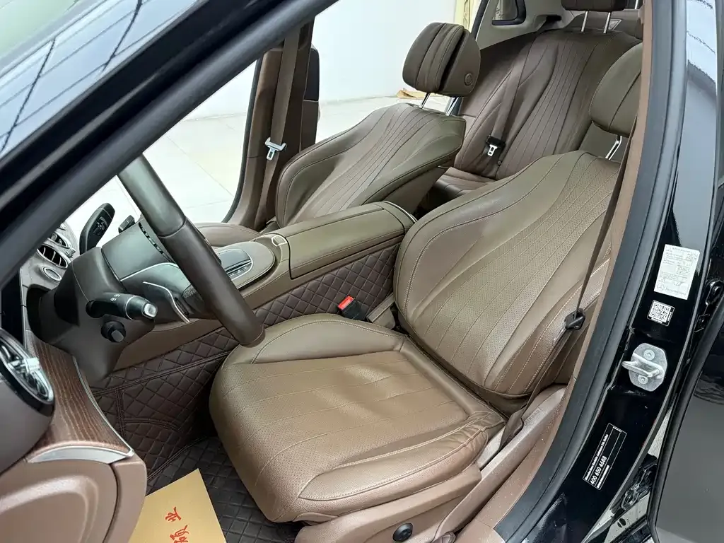 Mercedes-Benz E-Class 2023 из CN, фото 9