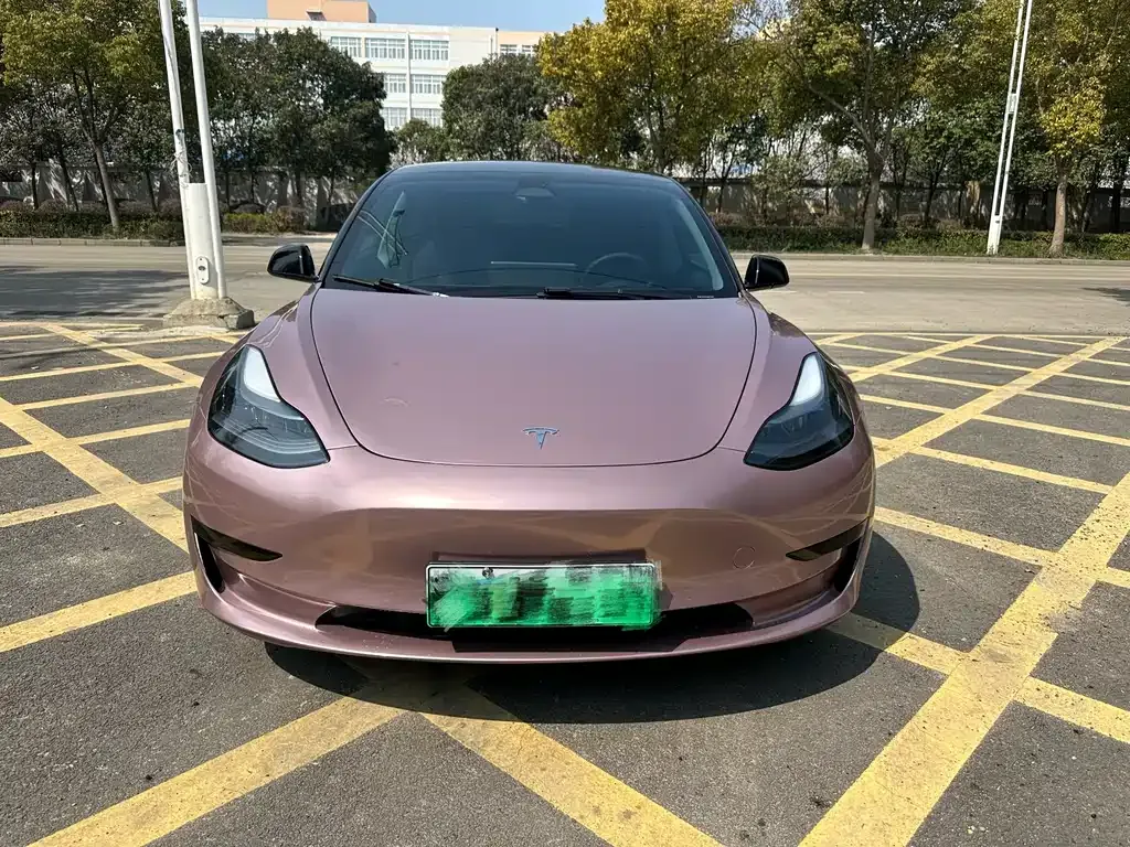 Tesla Model 3 — фото 6