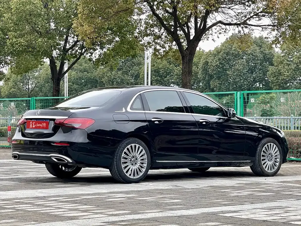 Mercedes-Benz E-Class 2023 из CN, фото 3