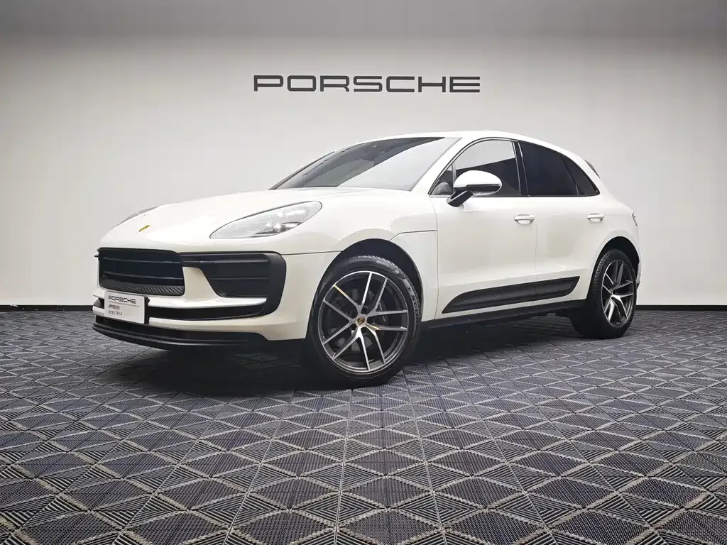 Porsche Macan — фото 1