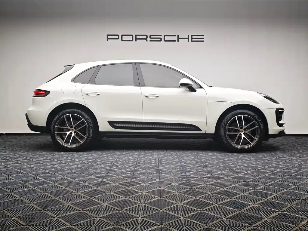 Porsche Macan — фото 4