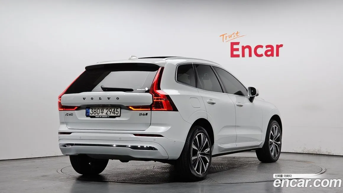 Volvo XC60 2022 из KR, фото 7