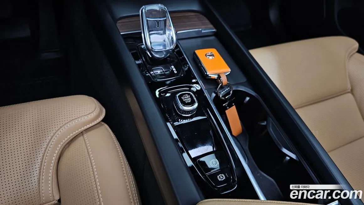 Volvo XC60 2022 из KR, фото 6