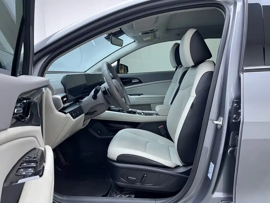 Kia Sportage 2025 из CN, фото 8