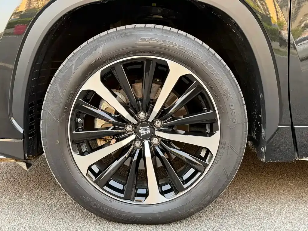 Toyota Crown Kluger 2023 из CN, фото 8