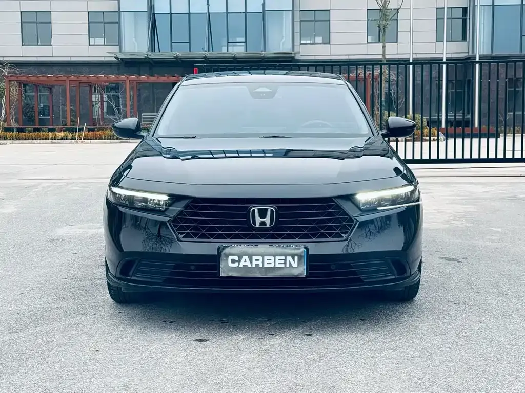Honda Accord — фото 7