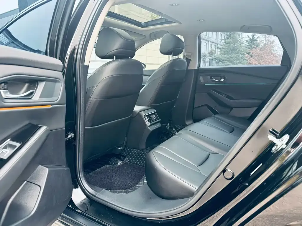 Honda Accord — фото 6
