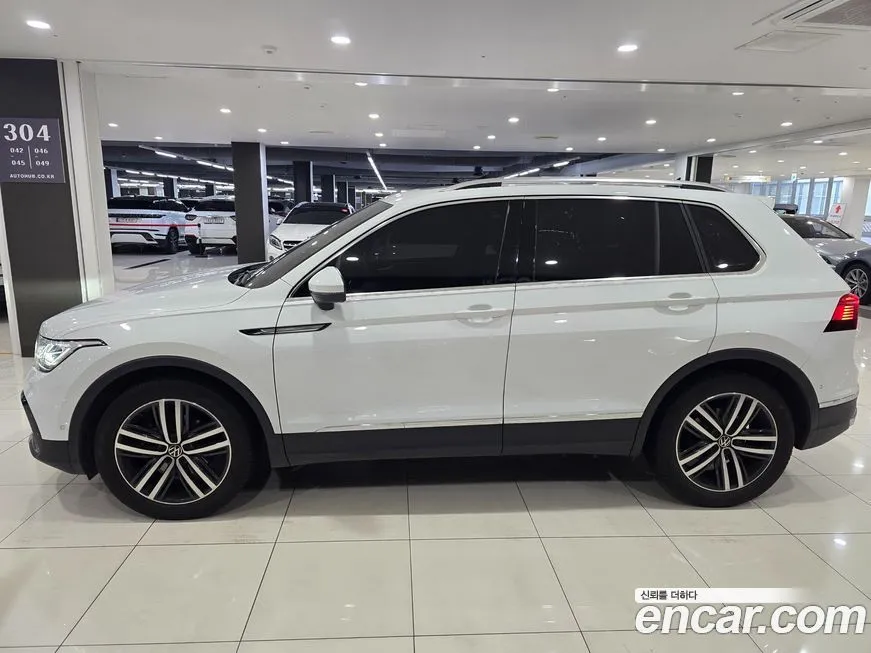 Volkswagen Tiguan — фото 7