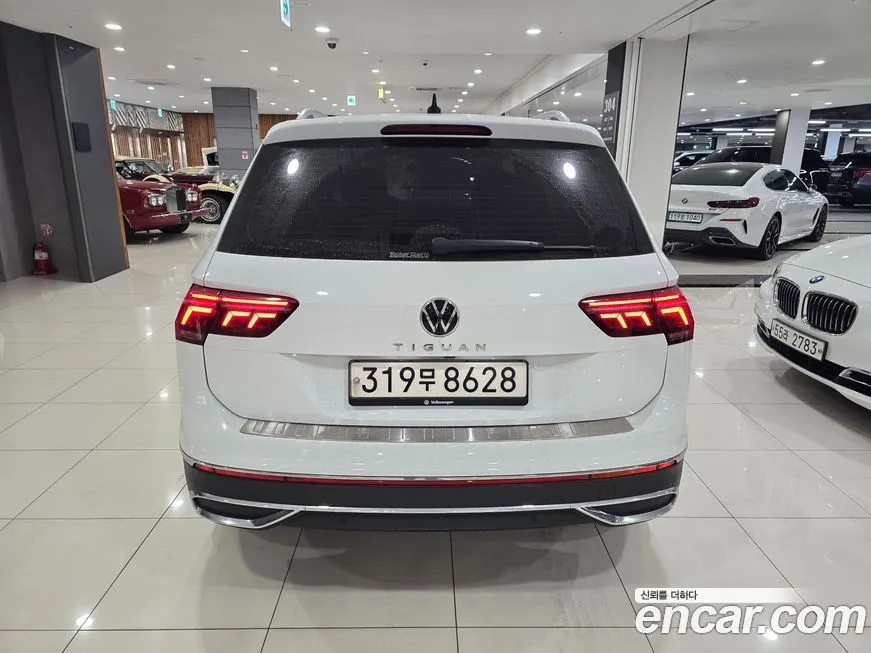 Volkswagen Tiguan — фото 6
