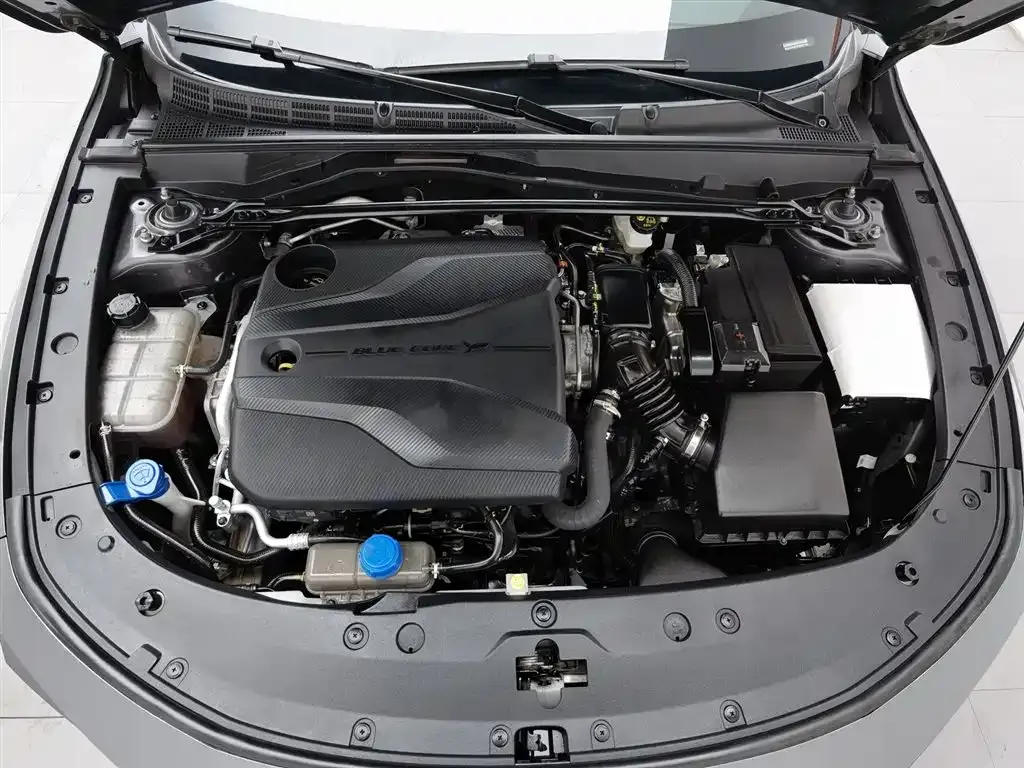Changan UNI-V 2023 из CN, фото 5