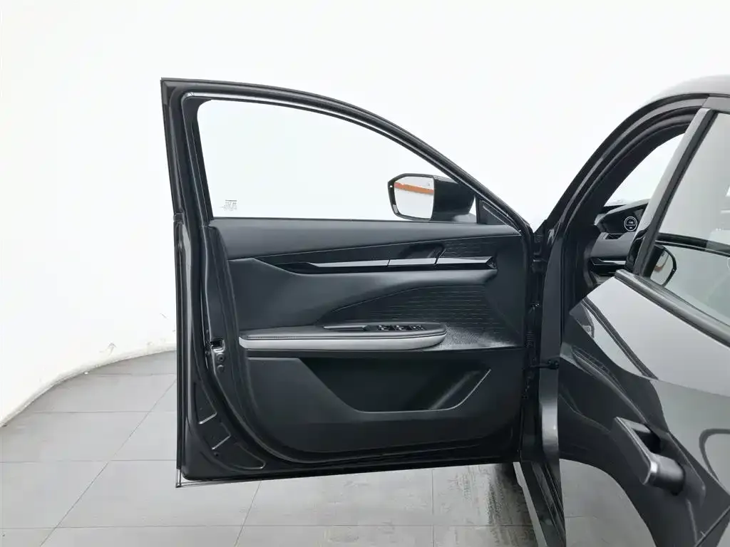 Changan UNI-V 2023 из CN, фото 4