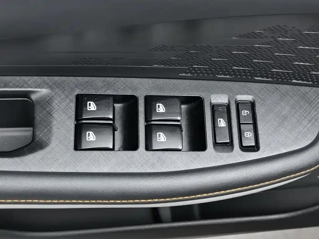 Changan UNI-V 2023 из CN, фото 8