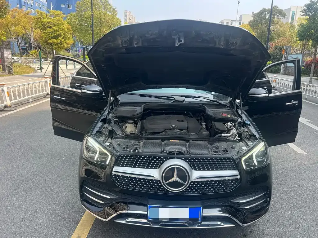 Mercedes-Benz GLE — фото 5