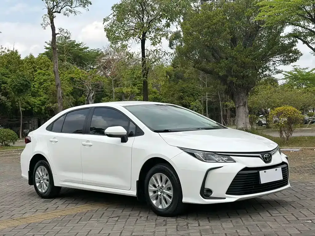 Toyota Corolla 2022 из CN, фото 7