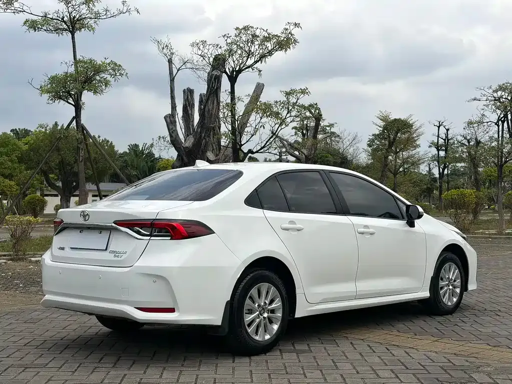 Toyota Corolla 2022 из CN, фото 6