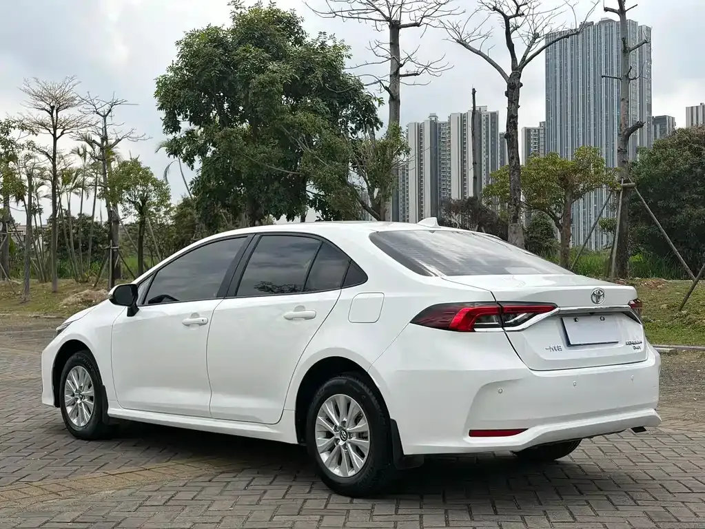 Toyota Corolla 2022 из CN, фото 9