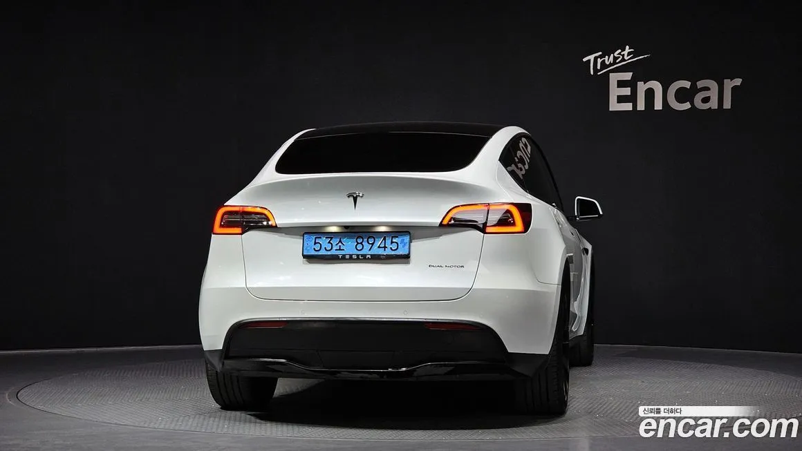 Tesla Model Y 2022 из KR, фото 2