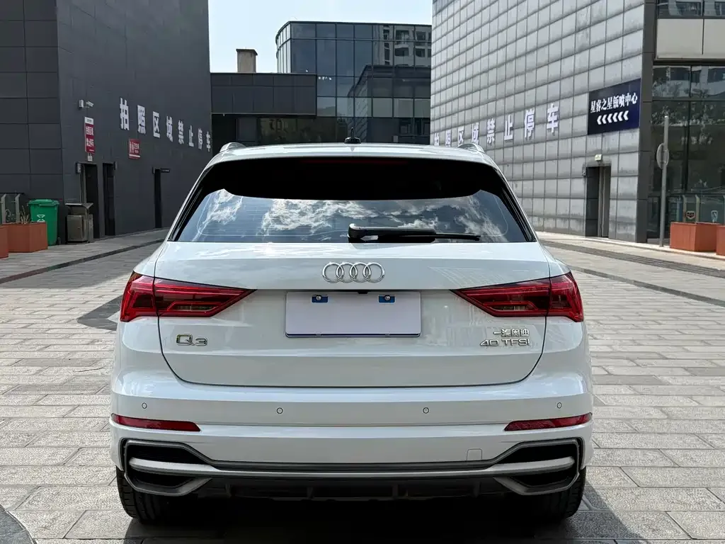 Audi Q3 — фото 5