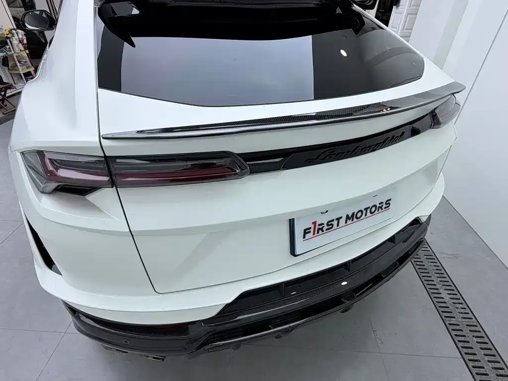 Lamborghini Urus 2024 из CN, фото 8