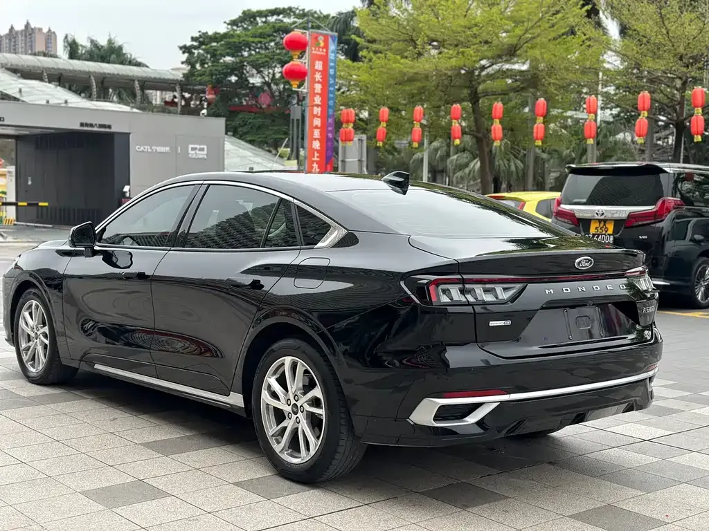 Ford Mondeo 2023 из CN, фото 7