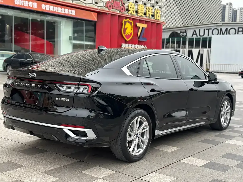 Ford Mondeo 2023 из CN, фото 5