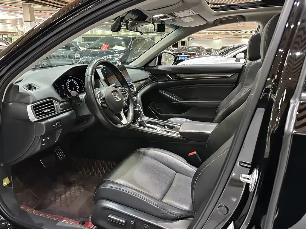 Honda Accord — фото 2