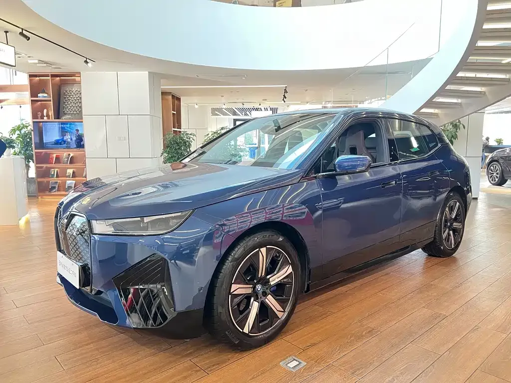 BMW iX 2023 из CN, фото 1