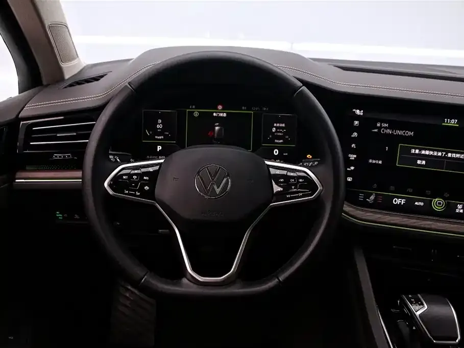 Volkswagen Touareg 2022 из CN, фото 9