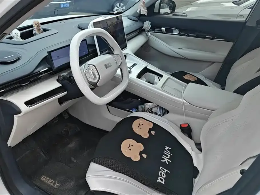 Geely Galaxy E5 — фото 10