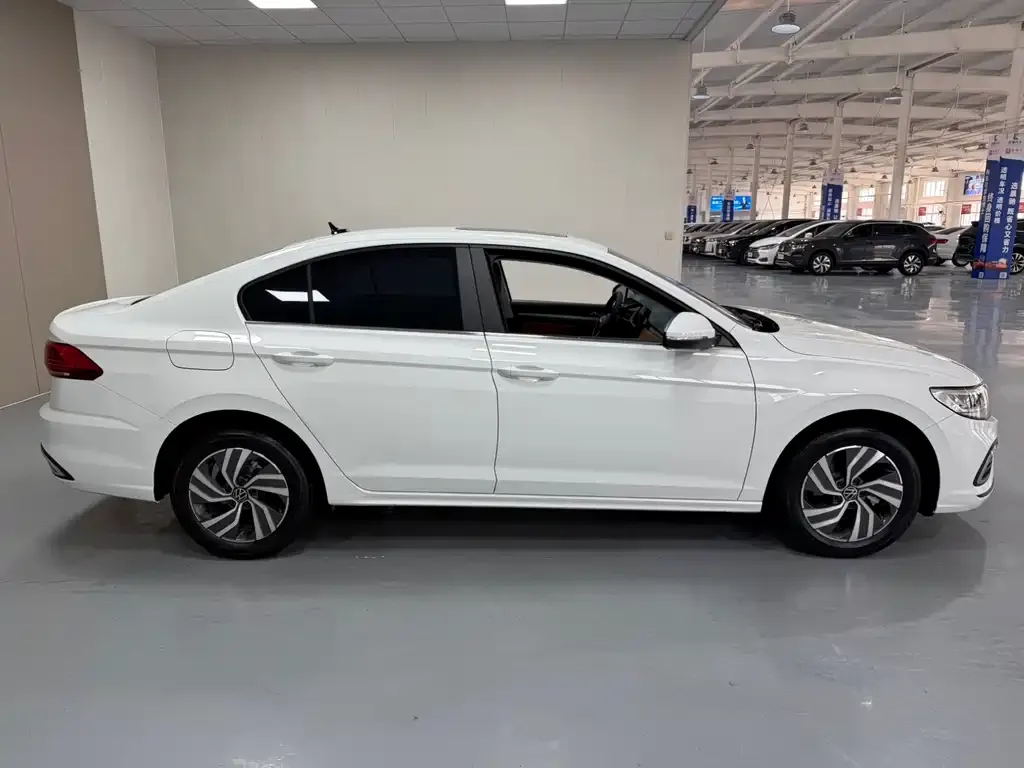 Volkswagen Bora 2025 из CN, фото 5
