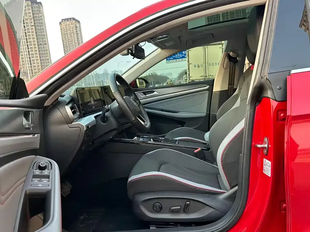 Volkswagen Lamando 2023 из CN, фото 8