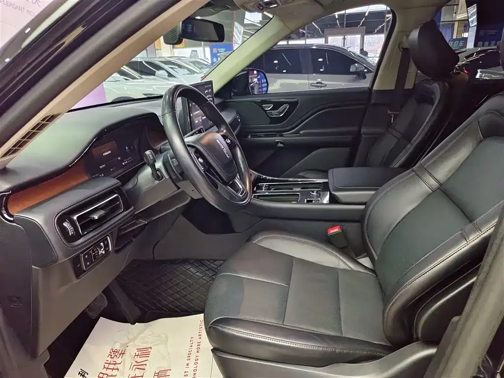 Lincoln Aviator 2024 из CN, фото 9
