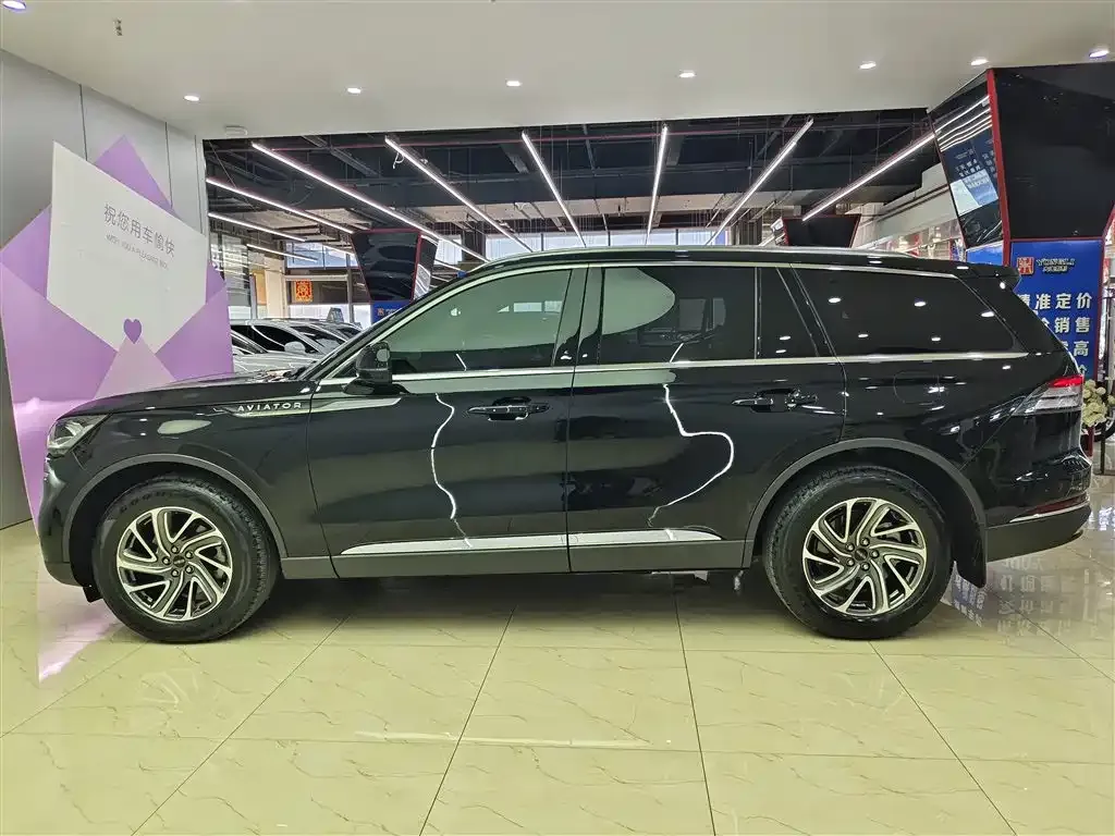 Lincoln Aviator 2024 из CN, фото 6