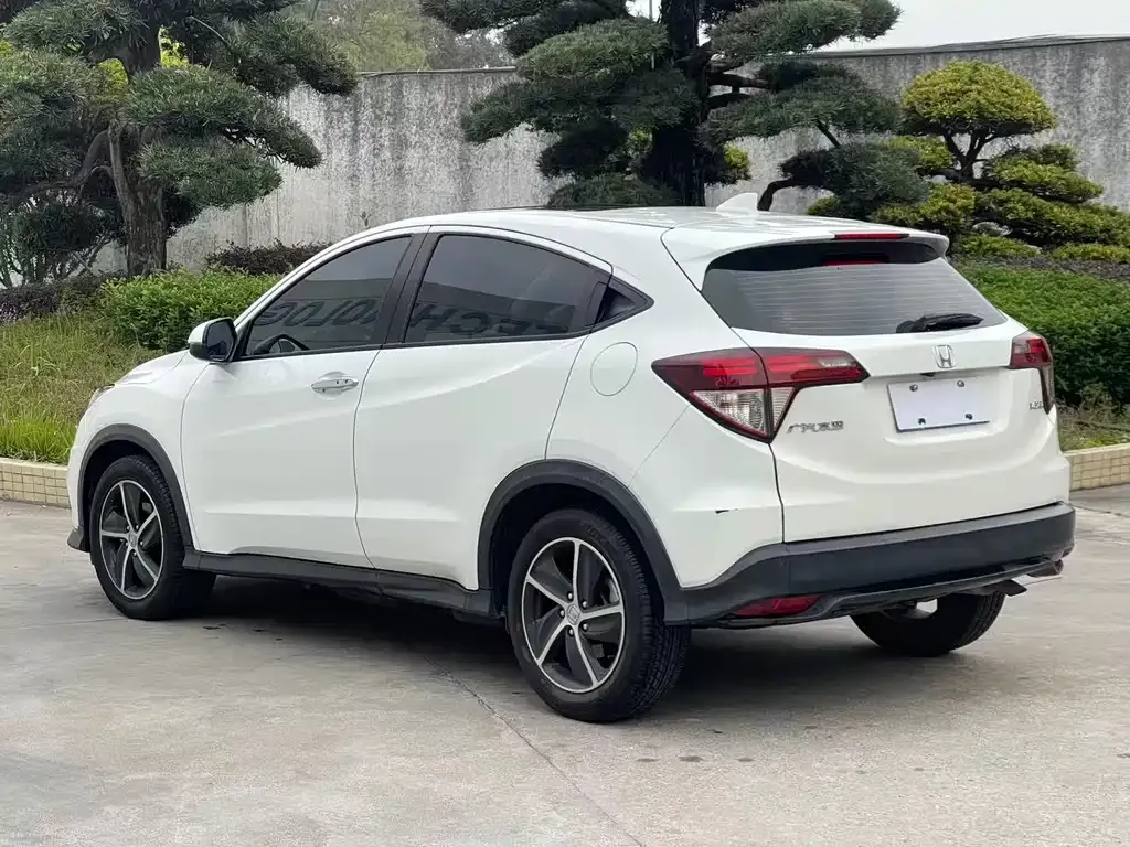 Honda Vezel 2021 из CN, фото 10