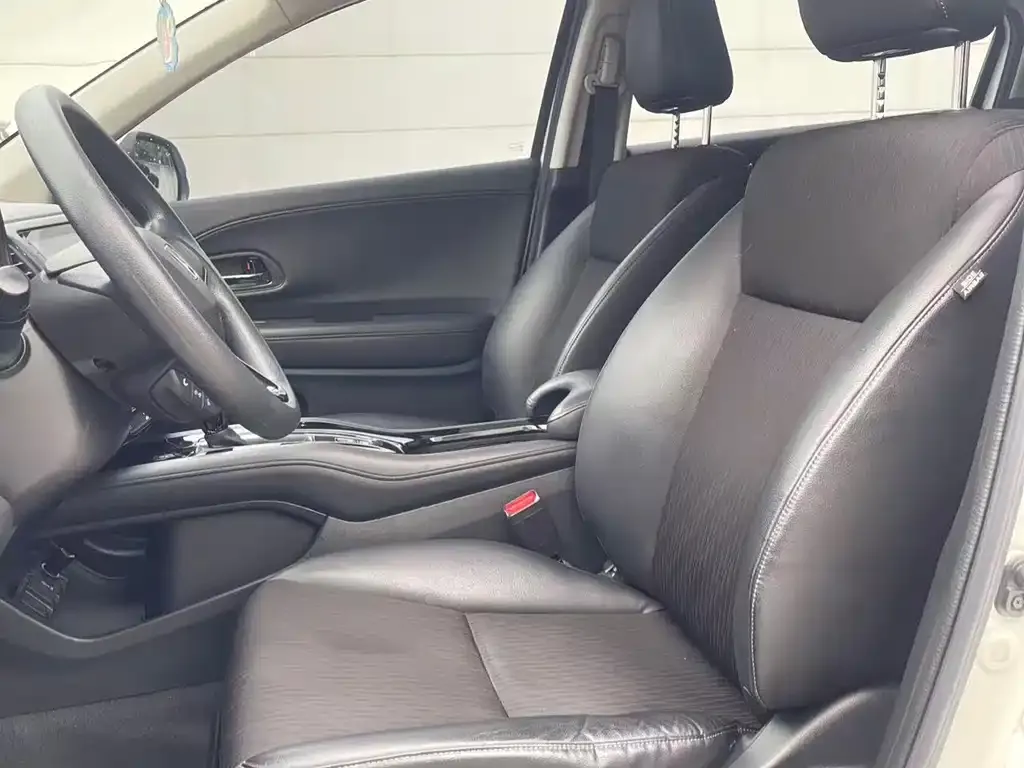 Honda Vezel 2021 из CN, фото 6