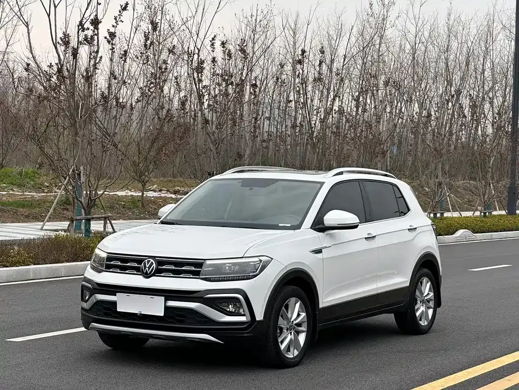 Volkswagen T-Cross — фото 1