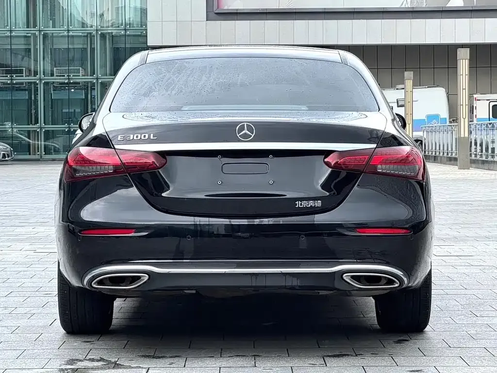 Mercedes-Benz E-Class 2023 из CN, фото 3